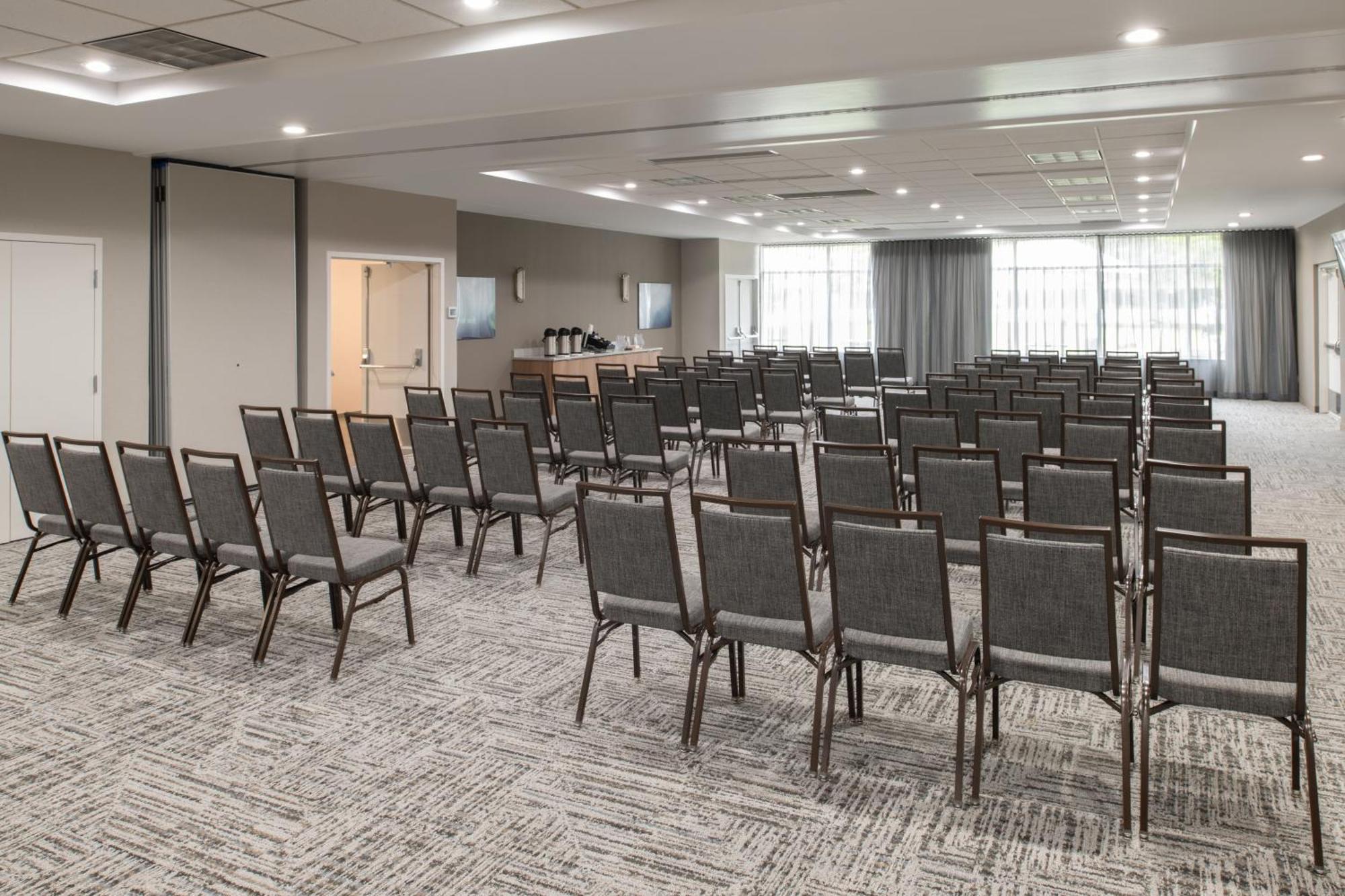 מלון Fairfield By Marriott איסאקה מראה חיצוני תמונה